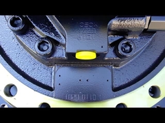 掘削機最終的なドライブ旅行モーター